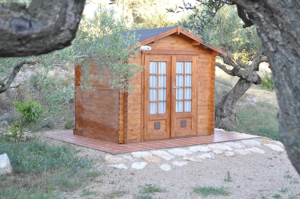 Yurta Mongola Delta Del Ebro Hotel Camarles Ngoại thất bức ảnh