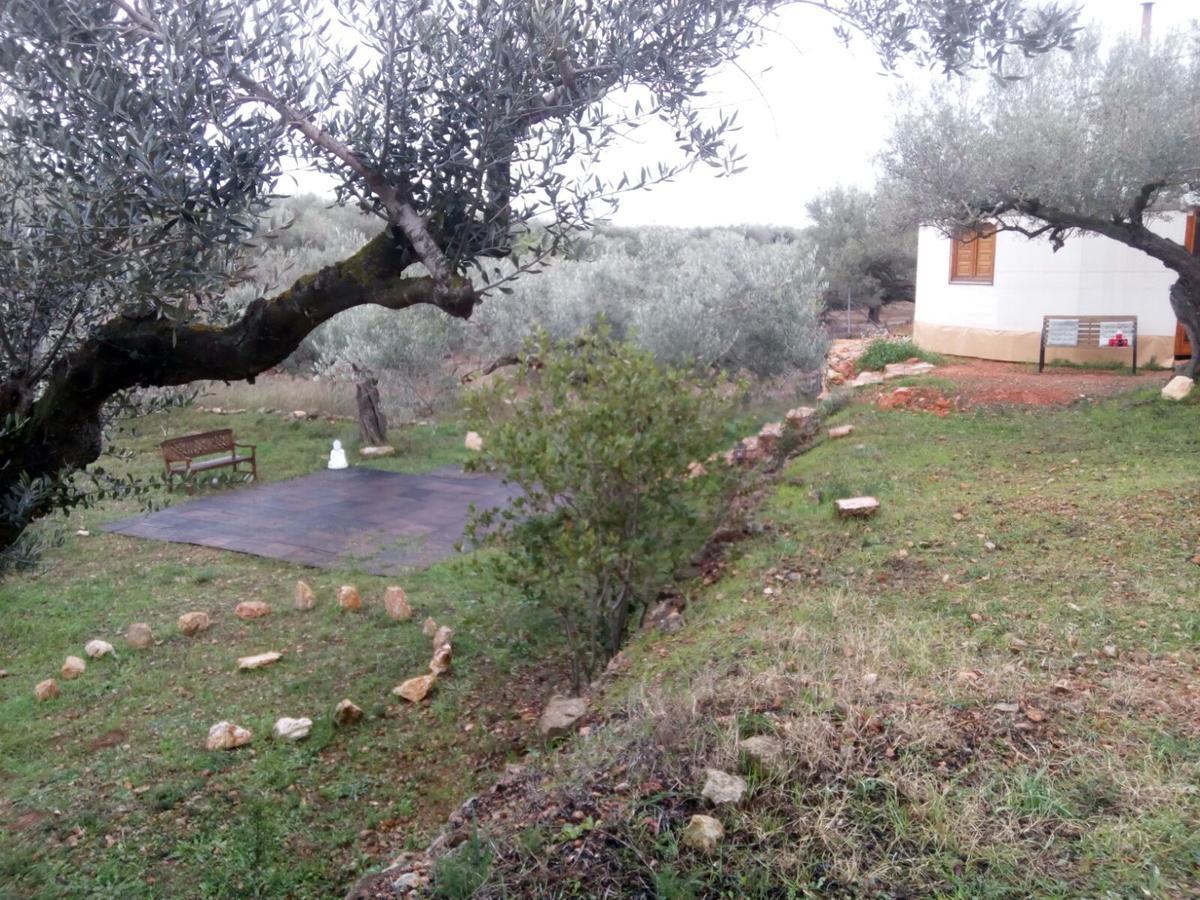Yurta Mongola Delta Del Ebro Hotel Camarles Ngoại thất bức ảnh
